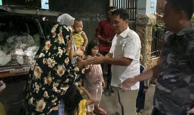 Legislator Gerindra Serap Aspirasi Warga Pulogadung, Salurkan Bantuan Kursi Roda dan Sampaikan Salam Prabowo