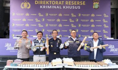 Polda Metro Jaya dan Bea Cukai Gagalkan Penyelundupan Merkuri di Tanjung Priok