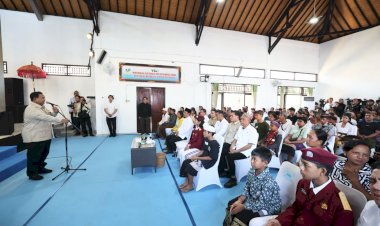 Pesan Prabowo ke Siswa Sekolah Rakyat: Angkat Derajat Orang Tuamu