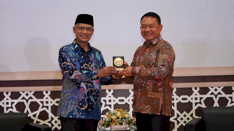 Jenderal TNI Dudung Abdurachman: Pemimpin yang Baik Selalu Diharapkan Anak Buah