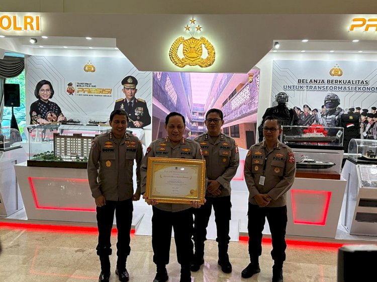 Terus Tingkatkan Kualitas, Kemenkeu Berikan Penghargaan Terbaik Terhadap Polri