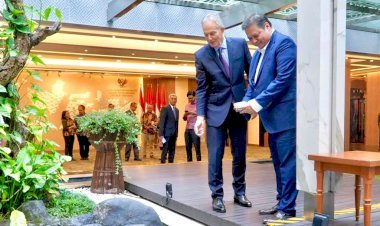 Airlangga Bertemu Mantan PM Inggris Tony Blair 