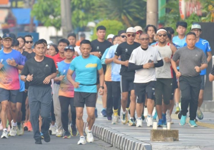 Wali Kota Depok, Dandim 0508/Depok Lari Pagi Bersama Komunitas Runners Kota Depok