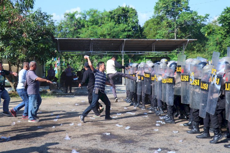 Polres Pekalongan Gelar Latihan Simulasi  Pengamanan Unjuk Rasa