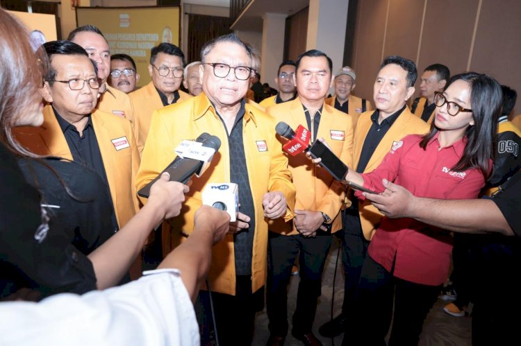 Oesman Sapta Odang Kukuhkan Departemen DPP Partai Hanura