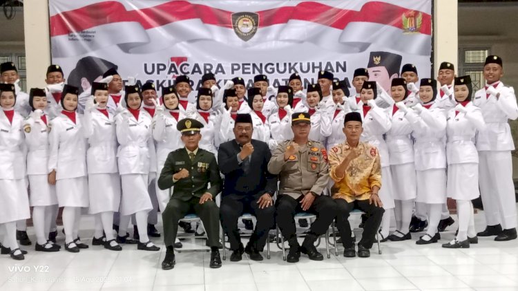 30 Paskibra dikukuhkan di Kecamatan Sragi