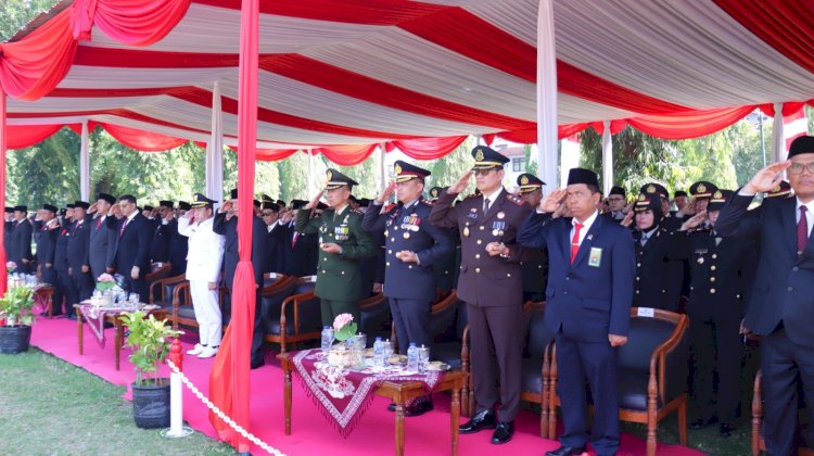 Kapolres Pekalongan Hadiri Upacara Detik-Detik Proklamasi HUT ke -80 RI