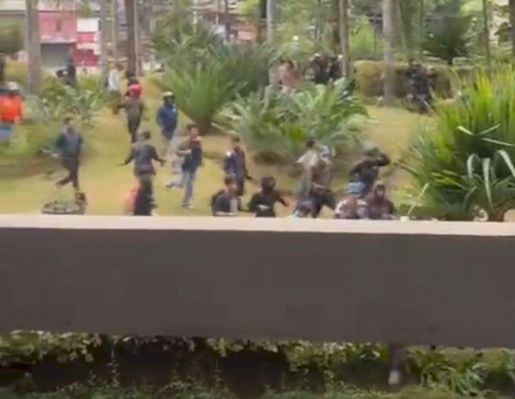 Video Viral Massa Masuk Mall Atrium Senen Dipastikan Hoaks