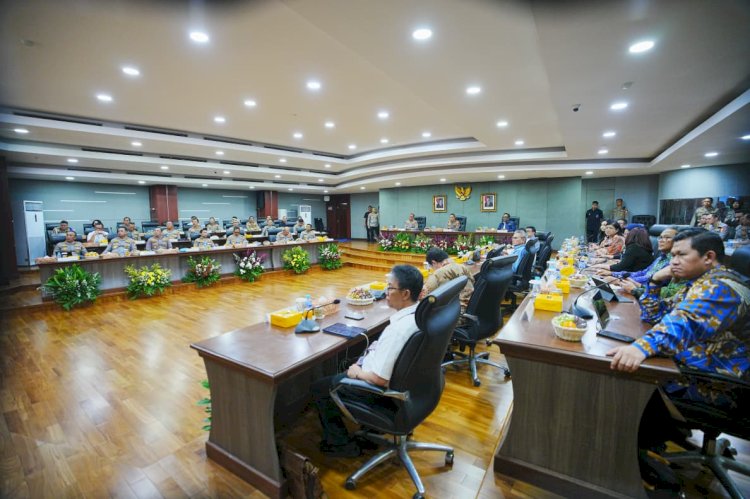 Akselerasi Transformasi Polri: Kapolri Listyo Sigit Gandeng Pakar Wujudkan Arahan Presiden Prabowo