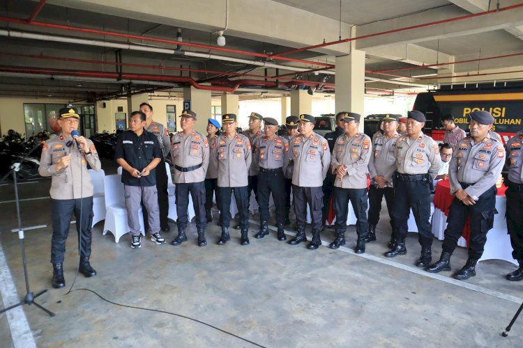 Siap Hadapi Ancaman, Polres Metro Bekasi Kota Gelar Simulasi Sispam Mako Skala Besar