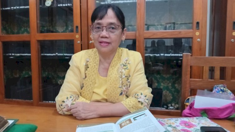 Purna Dari FIB UGM, Sri Ratna Saktimulya Bertekad Terus Berkarya Dengan Mengabdi Di Kadipaten Pakualaman