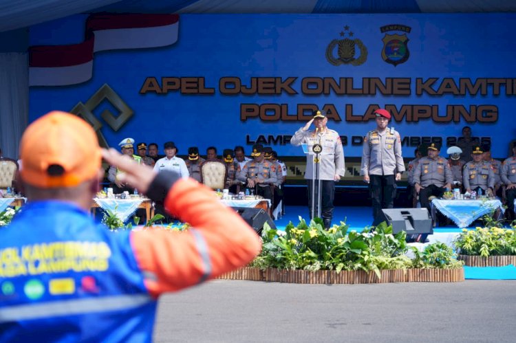 Polri Perkuat Kemitraan dengan Ojek Online: Polda Lampung Gelar Bakti Sosial dan kesehatan pada Apel Ojol Kamtibmas Nasional 2025
