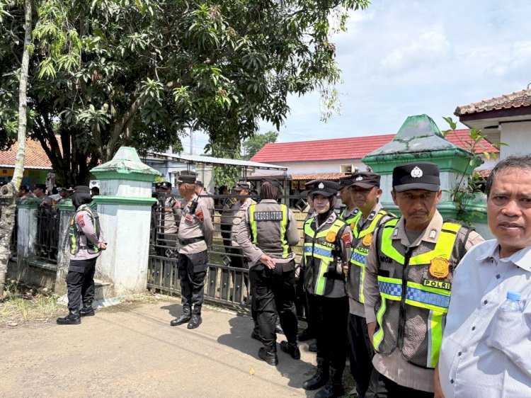 Aksi Damai Tuntut Kades Mundur, Polres Pekalongan Terjunkan 140 Personel