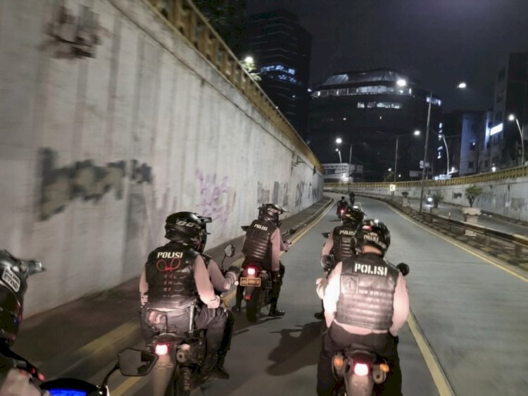 Tim Patroli Perintis Presisi Amankan 4 Orang Penjual Tramadol di Tanah Abang